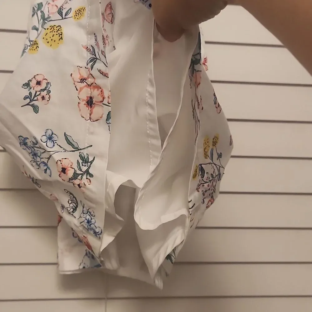 (3 ITEMS FOR $25)Carter's White Floral Dress Size 12 Months